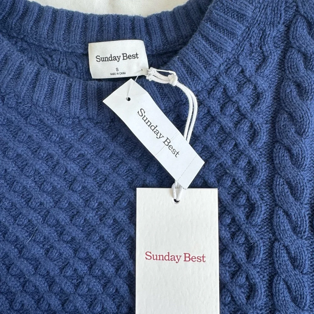 Aritzia Peggy sweater cropped Blue - Picture 2 of 7